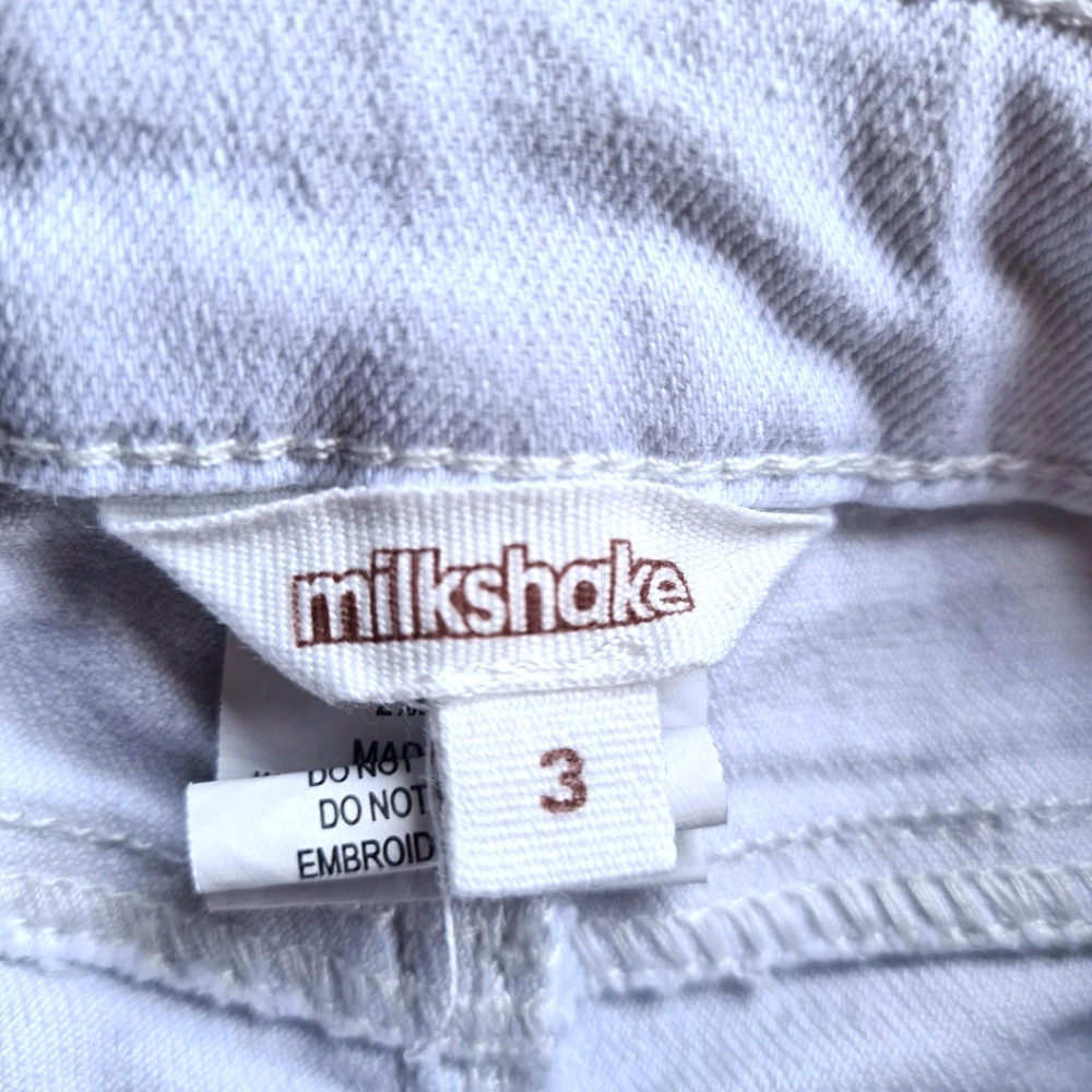 2 x size 3 stretch denim shorts - Picture 3 of 3